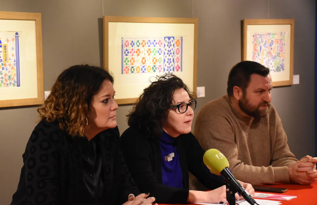 Casabella, Baena i Lizarte, durant la roda de premsa de balanç.