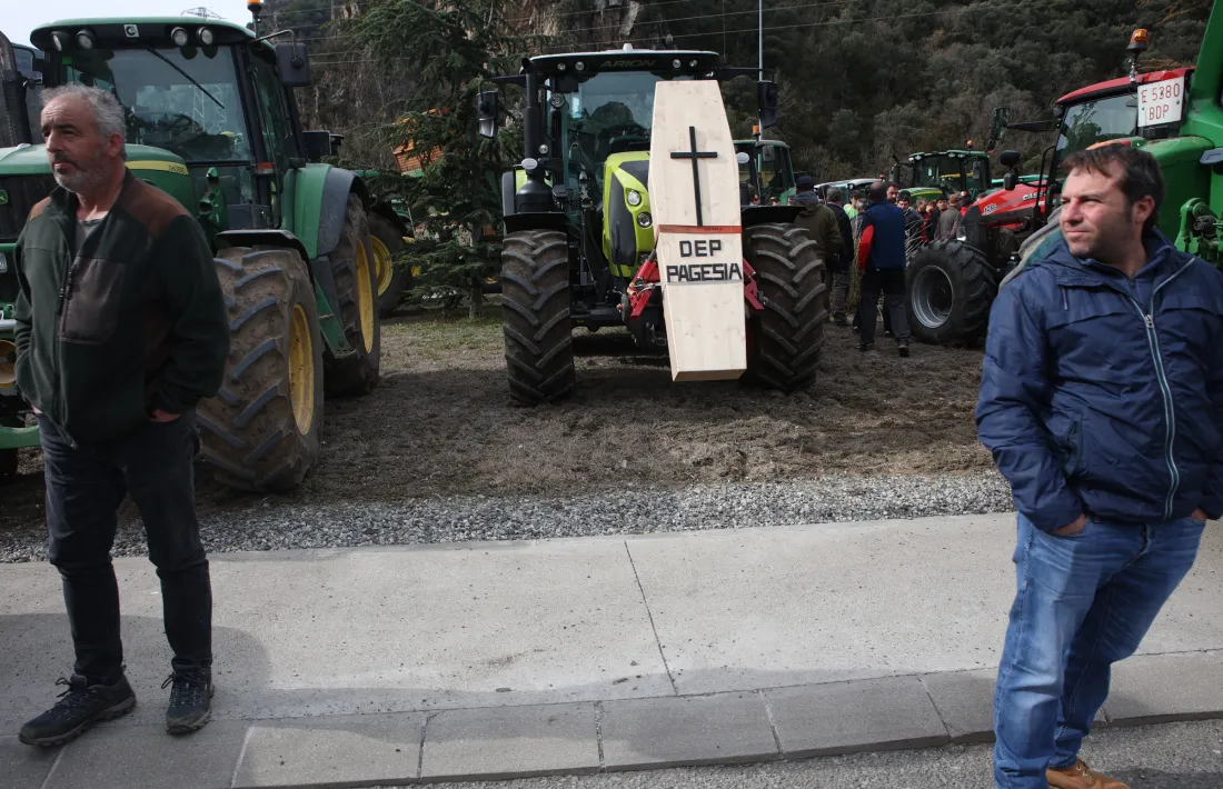 La comitiva ha arribat a la frontera del Runer cap a les 11 del migdia. 