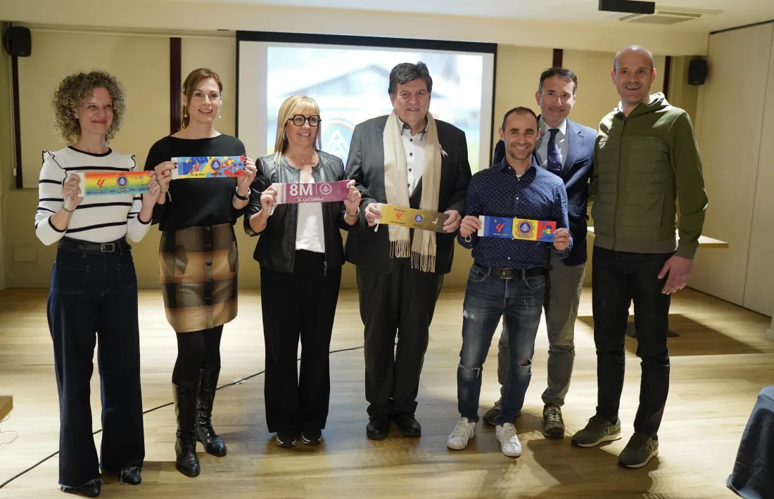 Presentació dels braçalets.