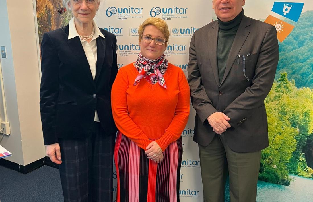 Elisenda Vives i Jelena Pià en una visita a l'Institut de les Nacions Unides per a la Formació i la Recerca.