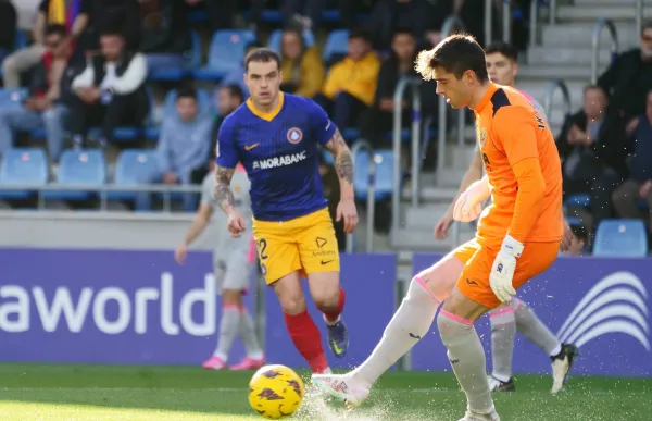p._28_iker_alvarez_de_eulate_fc_andorra_vs_villarreal_b_lliga_hypermotion