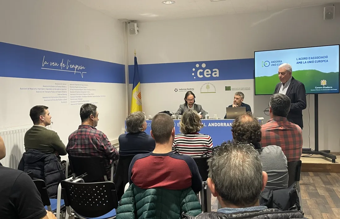Riba a la CEA.