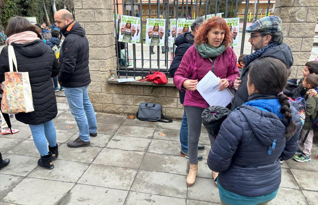  A l’Alt Urgell, el tret de sortida a la campanya tenia lloc a les portes de l’escola Pau Claris. 