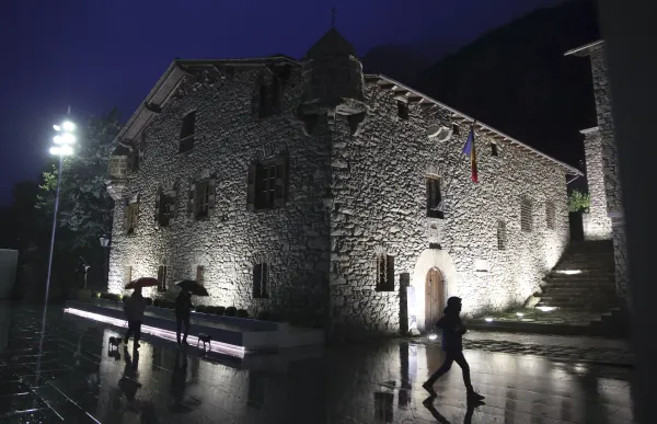 p._10_casa_de_la_vall_-_facundo_santana