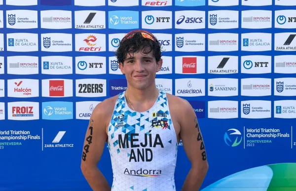 p._29_carlos_mejia_campionats_del_mon_de_triatlo_dhivern_foto_fatri