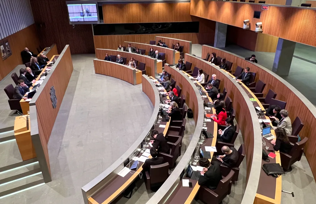 Vista de l’hemicicle un dia de sessió del Consell General.