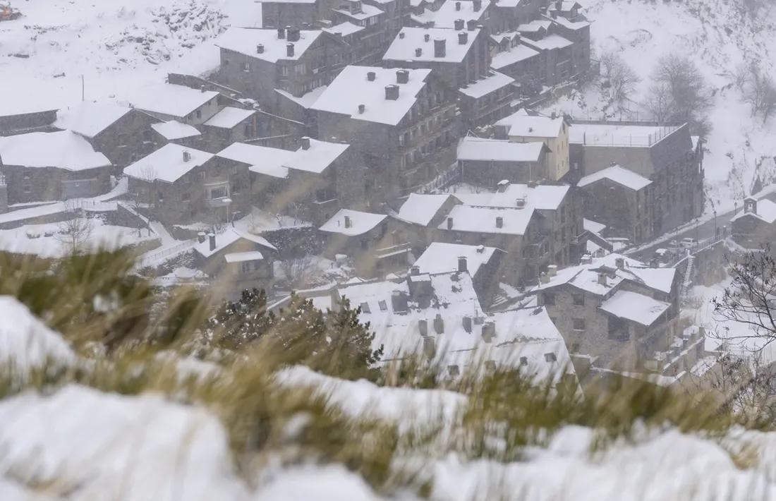 Imatge de Canillo després de la nevada.