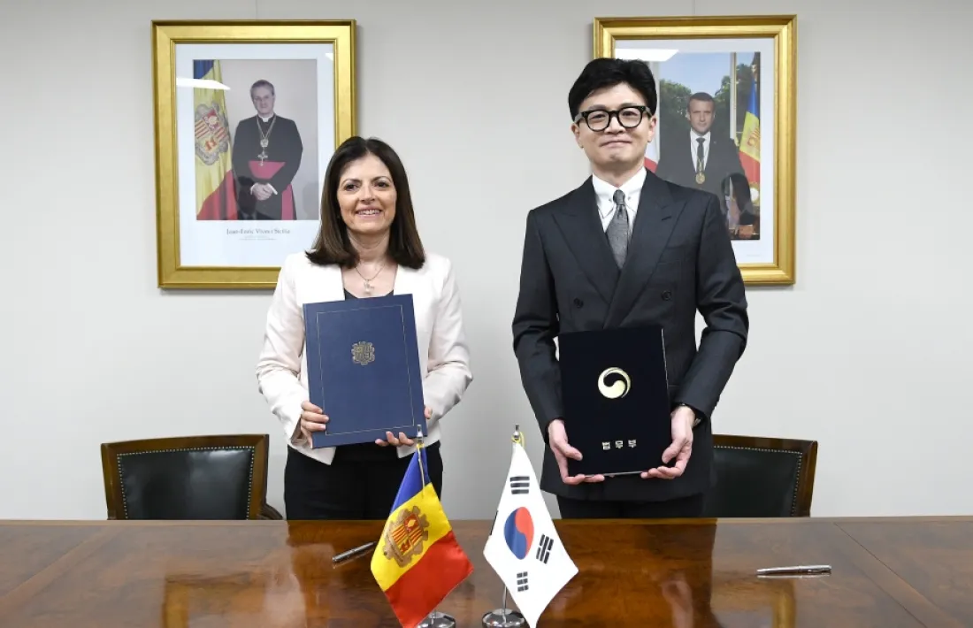 La ministra d'Afers Exteriors, Imma Tor, va signar l'acord amb la República de Corea.