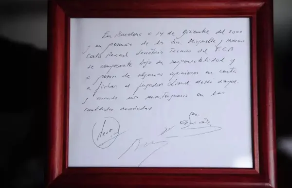 p._29_servilleta-messi-kk6c-u21017406222795ce-1200x840rc