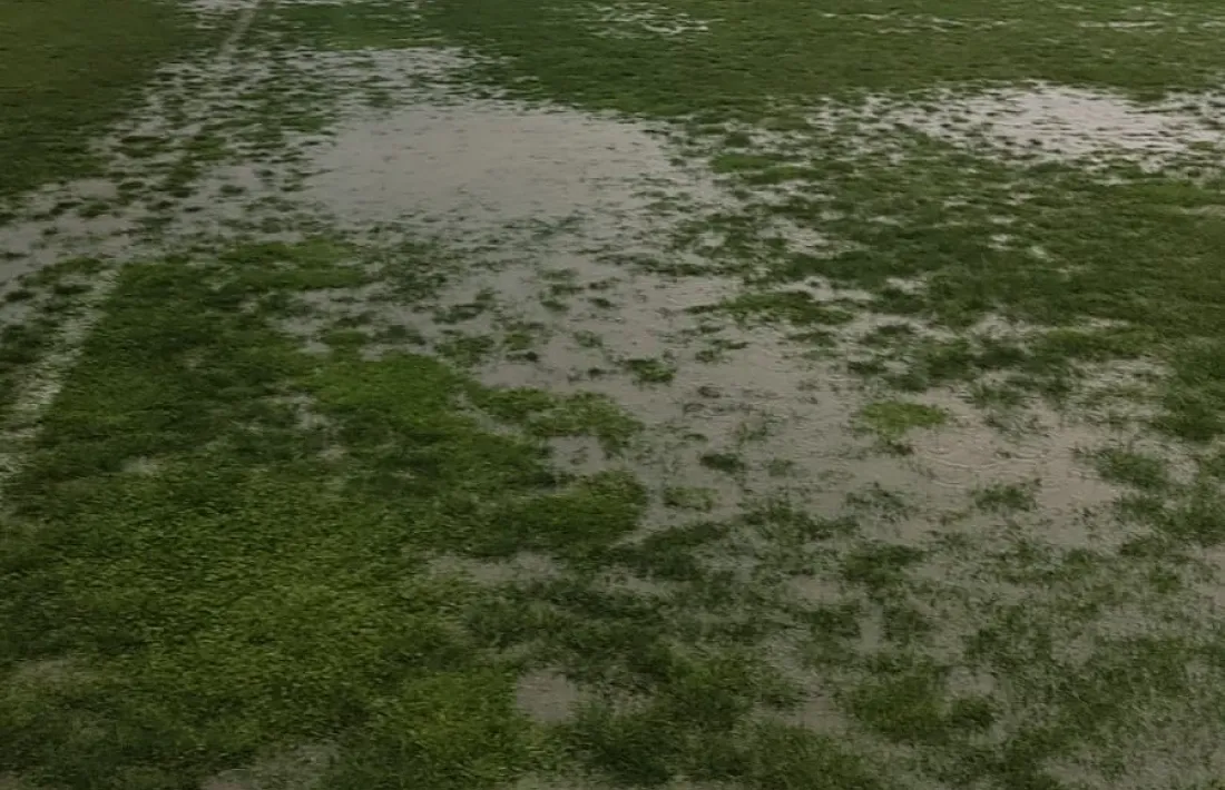 L’estat del terreny de joc del Topoplica Stadion de Bar.