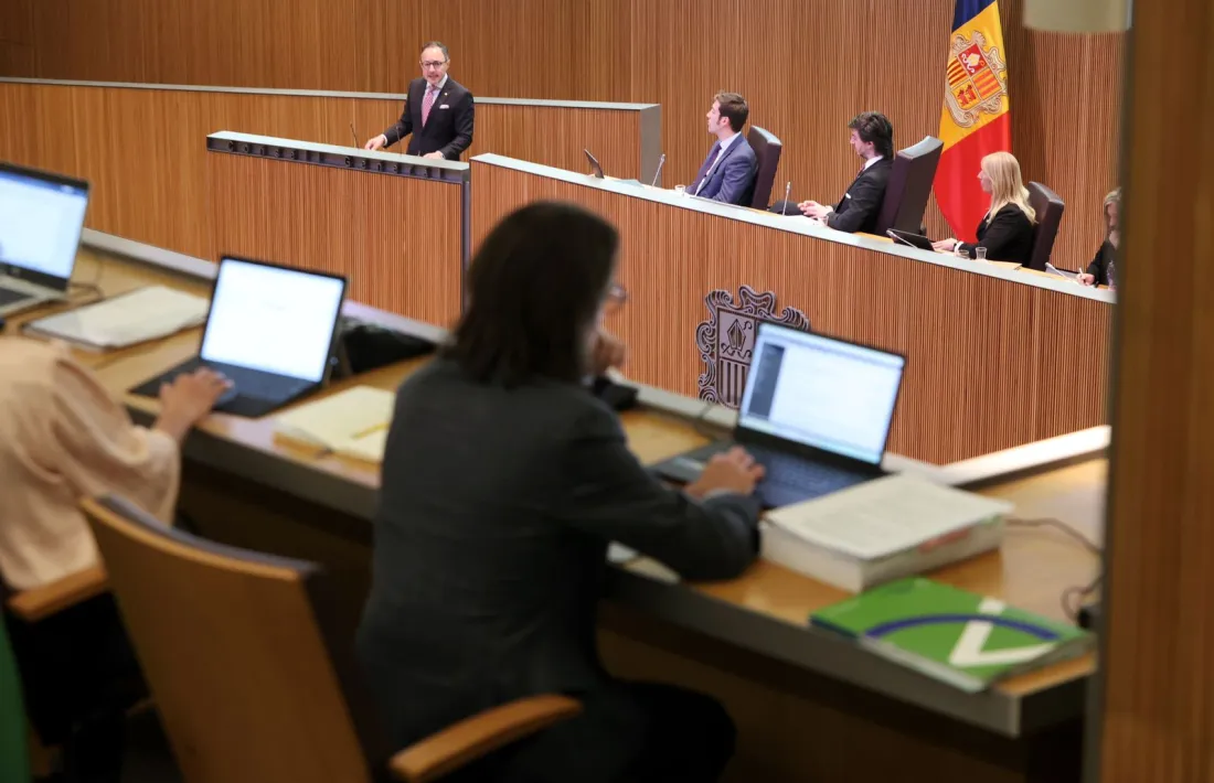 Riba durant la intervenció d'Espot.