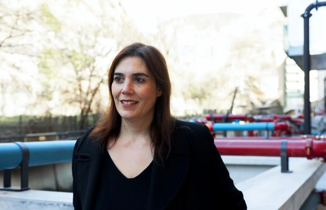La poeta i narradora escaldenca, al passeig del Valira.