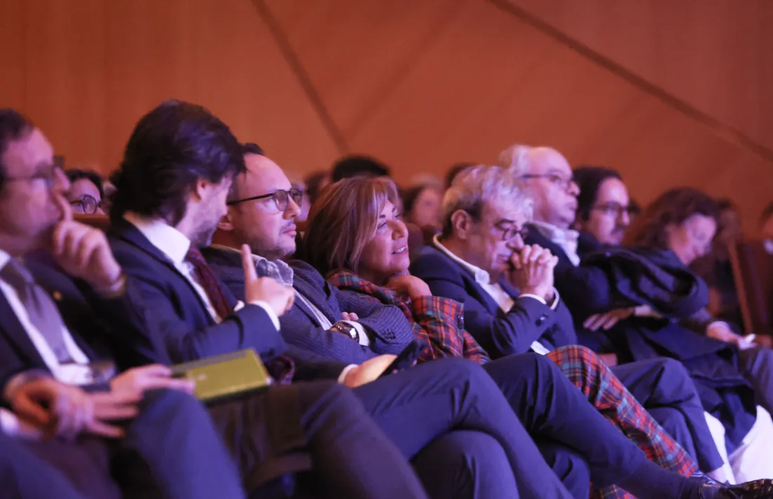 El síndic general, Carles Ensenyat, i el cap de Govern, Xavier Espot, i representants de tot l’arc parlamentari han assistit de públic.