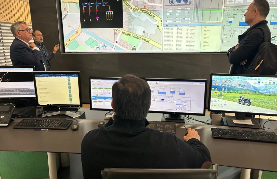 Un moment de la visita de Ferran Civit a FEDA.