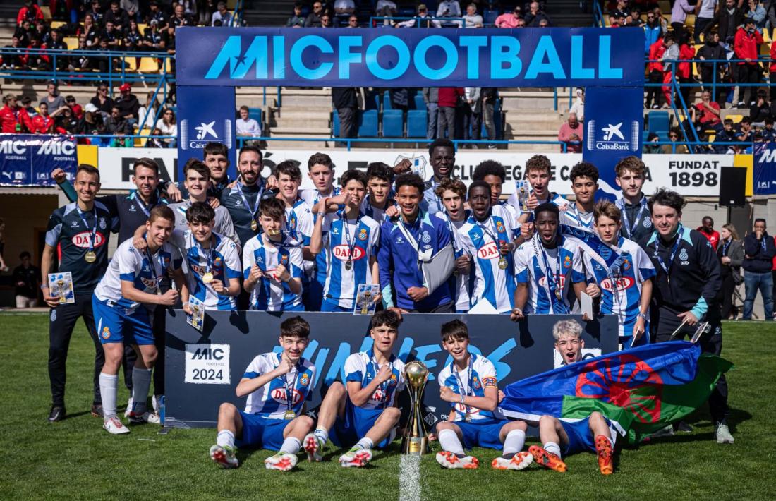L'Espanyol, amb Julen Sánchez, campió del MIC.