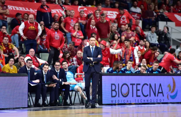 p._28_rs542966_j27_ucm-mba_firmar_acb_photo_-_j_bernal