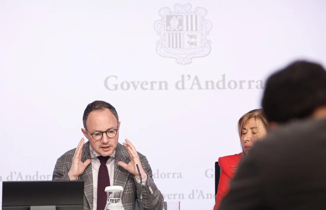 El cap de Govern, Xavier Espot, i la titular d’Economia i Habitatge, Conxita Marsol.