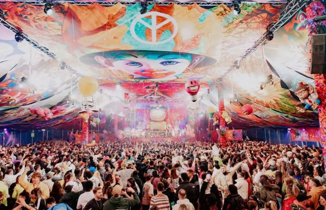 Un dels escenaris del festival Snowrow 2024.