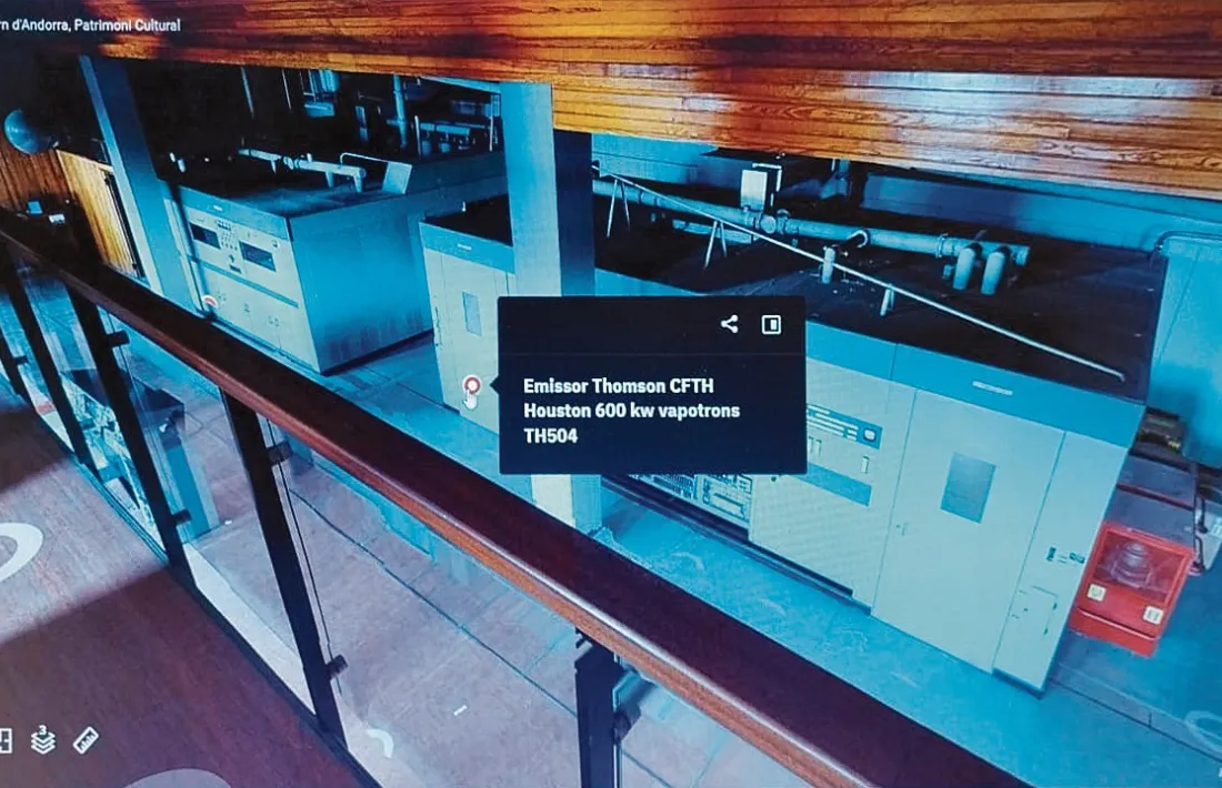 Planta noble de Sud Ràdio, amb les emissores. Només hi queda al Brown Boveri.