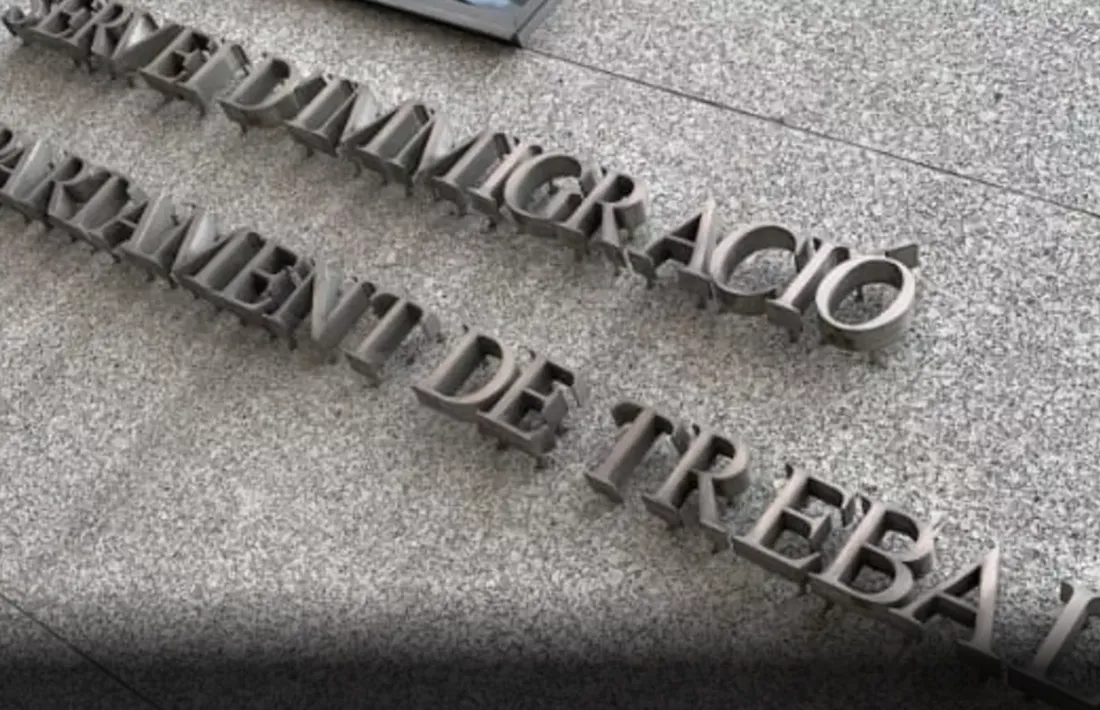 El Servei d'Immigració.
