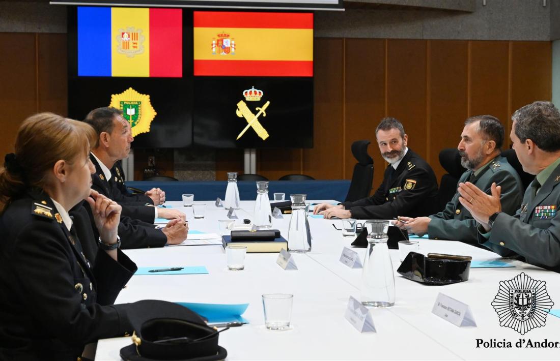 Reunió de treball entre la Policia d'Andorra i el nou cap de la Guàrdia Civil a Catalunya.