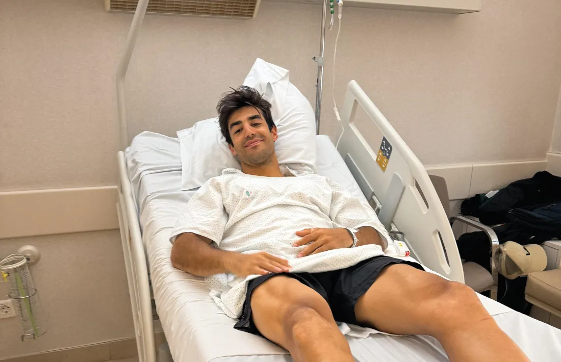 Joan Verdú, després de ser intervingut per la doctora Sola.