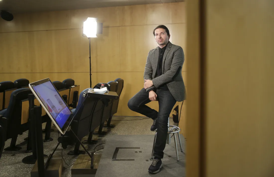 Jiménez, a la sala de premsa del Govern, convertida els últims mesos en el seu segon domicili.