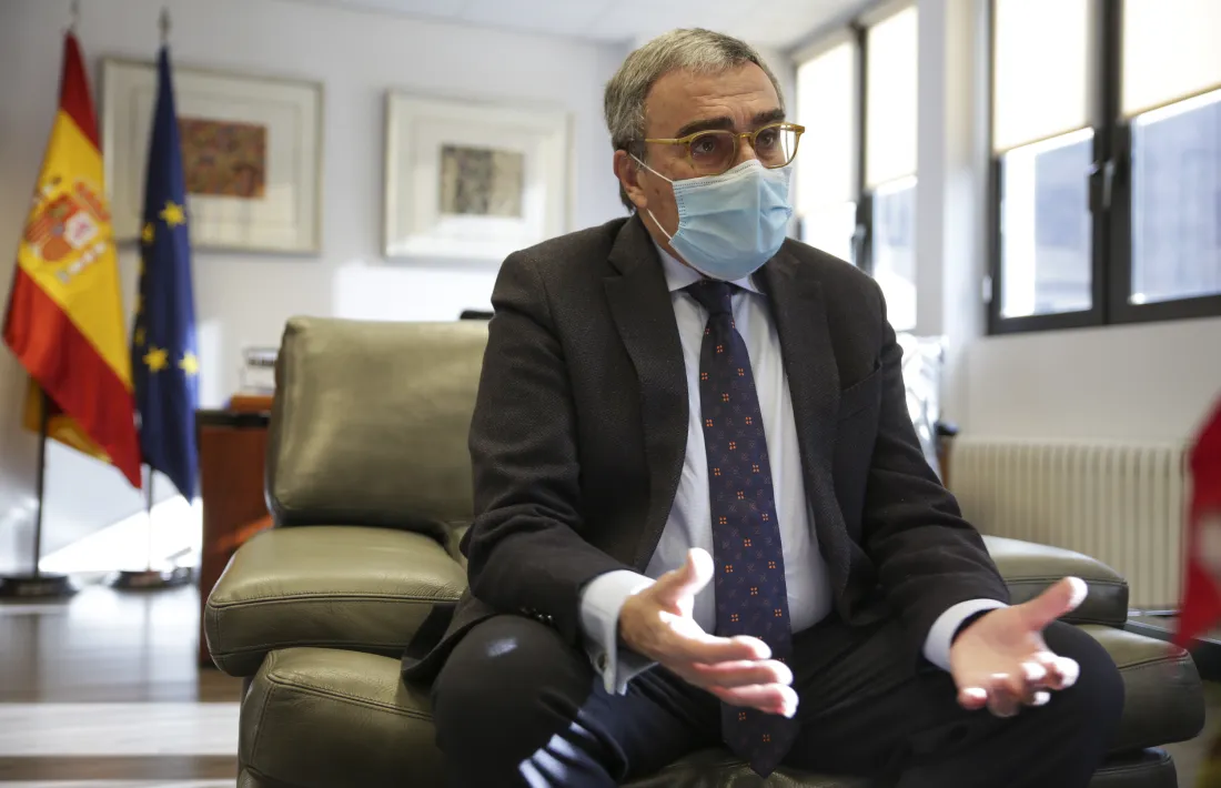 L'ambaixador Àngel Ros. 