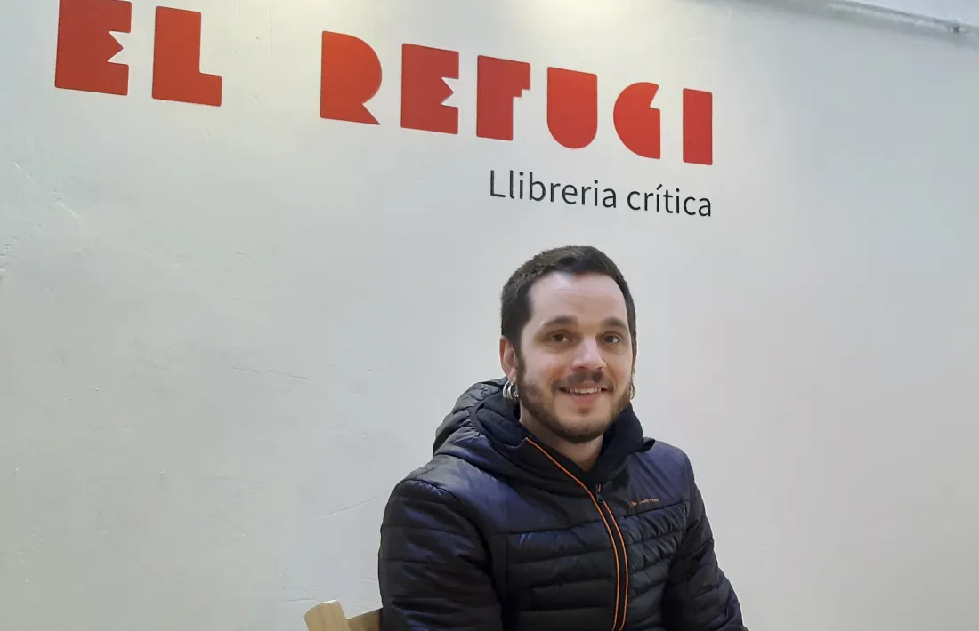 Cofundador de la llibreria El Refugi, amb Pol Maese. 