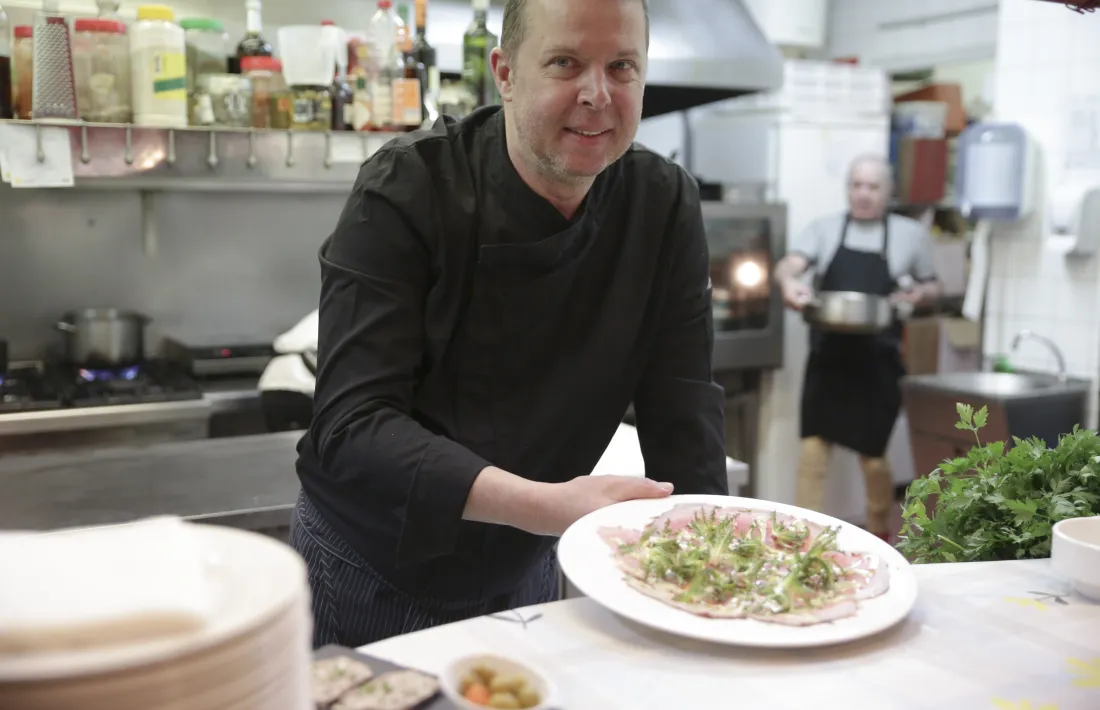 Eric Marty, un xef que cuina el que li agrada.     Foto: Facundo Santana