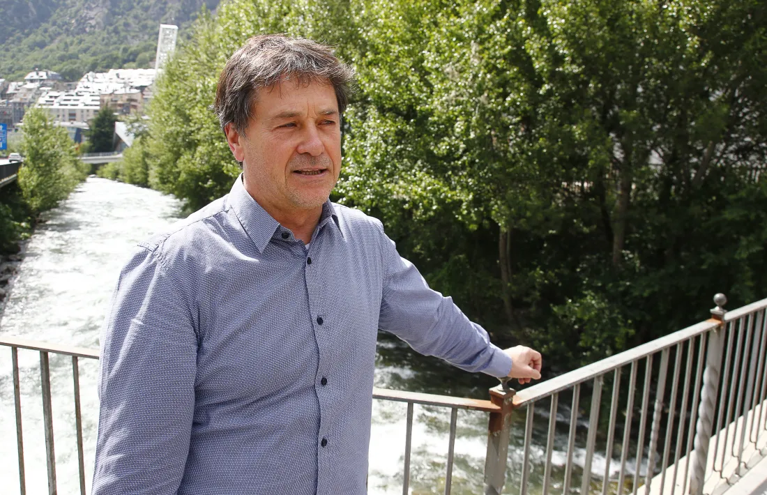 Víctor Pintos.