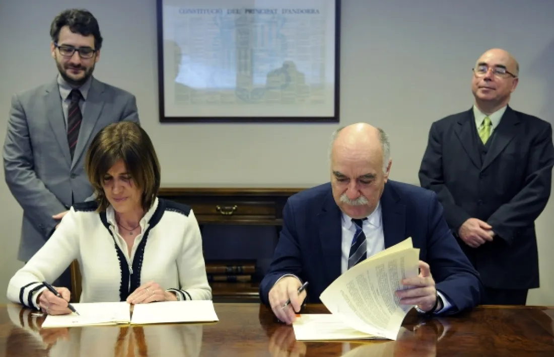 Acte de la signatura dels acords per regular l'accés a les universitats espanyoles