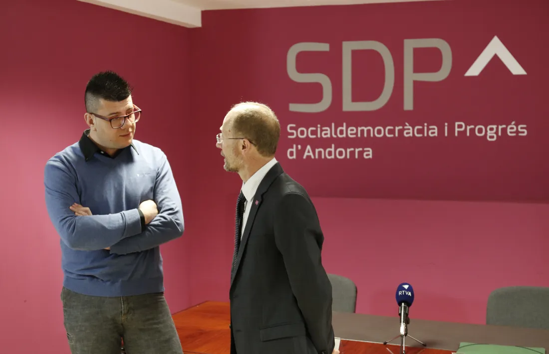 Carles Perea Víctor Naudi