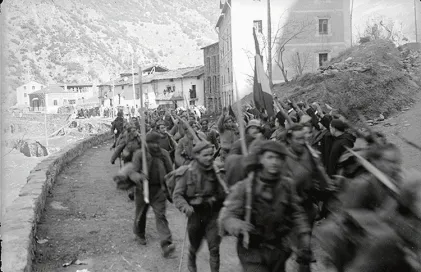 392-duana-farga-moles-narcis-casal-andorra-entre-guerres