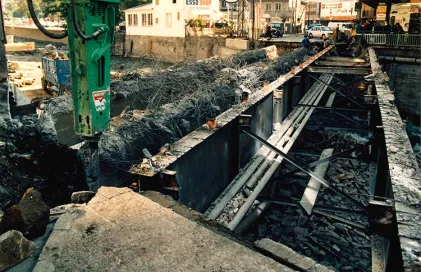 401-andorra-enderrocament_pont-de-la-rotonda_20-10-1986-3