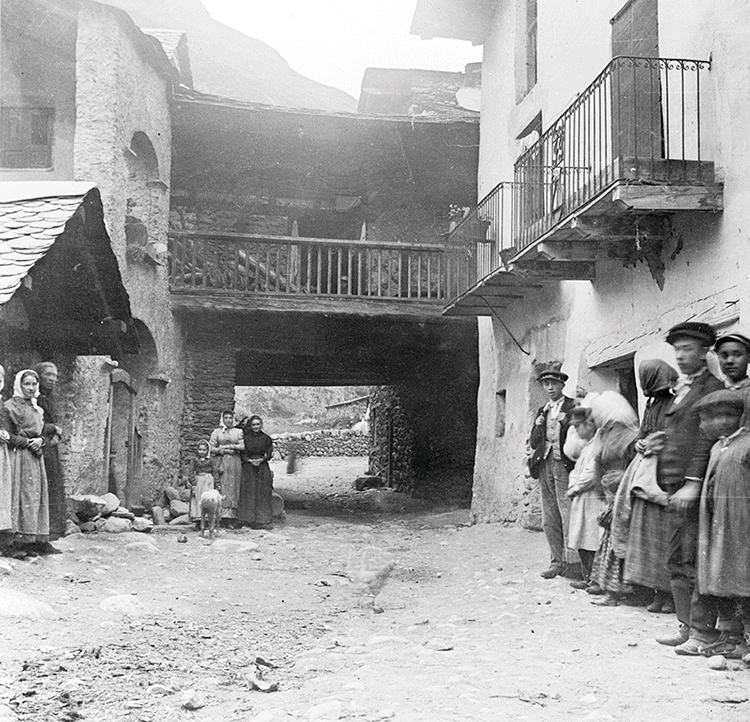 466-encamp-la-mosquera