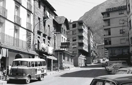546-encamp-peig-1976