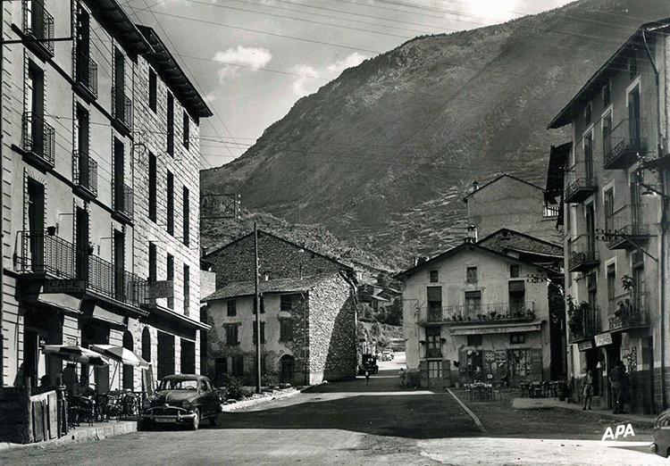 594-encamp-439