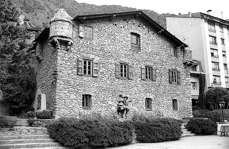 715-casa_de_la_vall-930.157