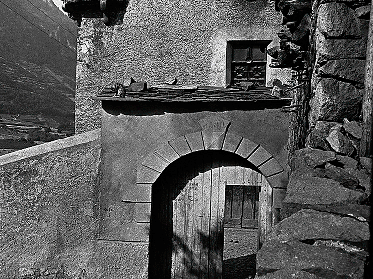 andorra-agrupaico-fotografica-de-catalunya-casa-de-la-vall-2-1915-autor-rafael-degollada