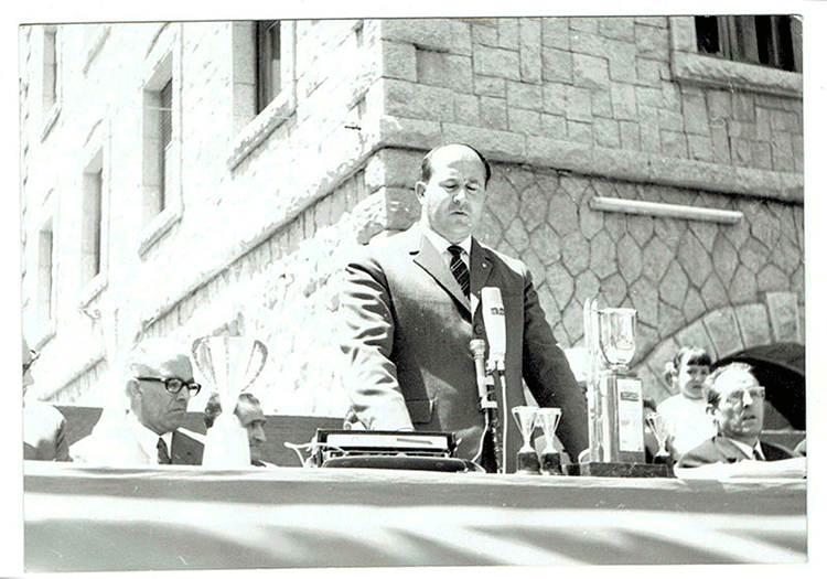 1366-eca_0119.t57c85cae.m800