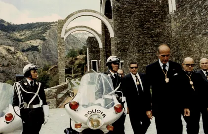 1414-meritxell-1978-policia-andorra