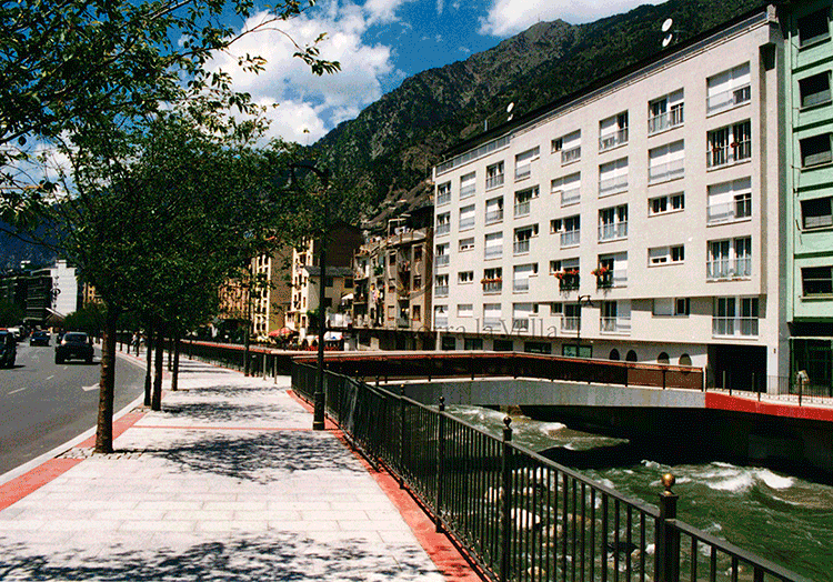 1478-pasarela_roc_anelletes.14-04-1999