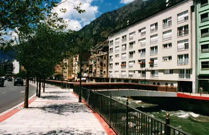 1478-pasarela_roc_anelletes.14-04-1999