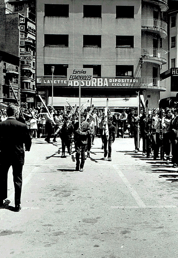 1497-eca_8293.t57c84d85.m800