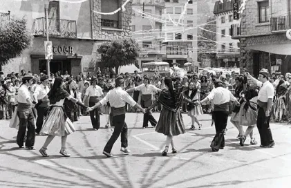 1569-pep-coll-contrapas1976-5