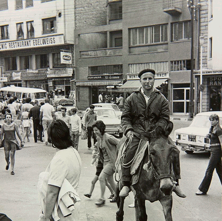 1860-1972-rotonda-postius-saura-josep-arxiu-fotografic-de-barcelona
