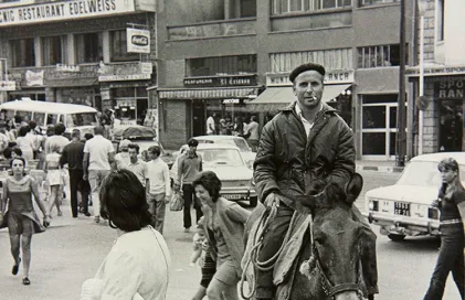 1860-1972-rotonda-postius-saura-josep-arxiu-fotografic-de-barcelona