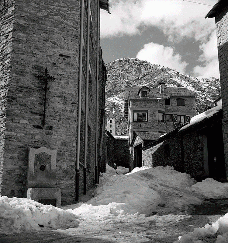 1915-fp_16653.jpg.iiemuqc5muanaa