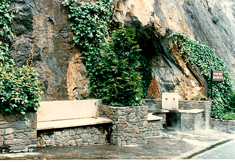 1953-arxiu-ee-font-del-metge-1987
